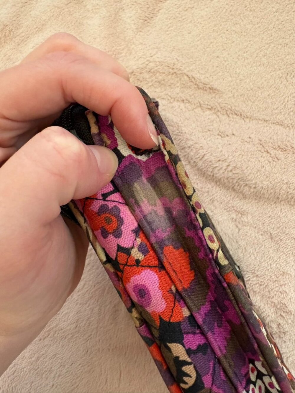 Vera Bradley Rosewood Smartphone Wristlet Floral Zip Around 6" x 4" Wallet - Picture 4 of 11